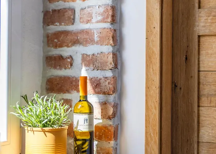 ゲストハウス The House