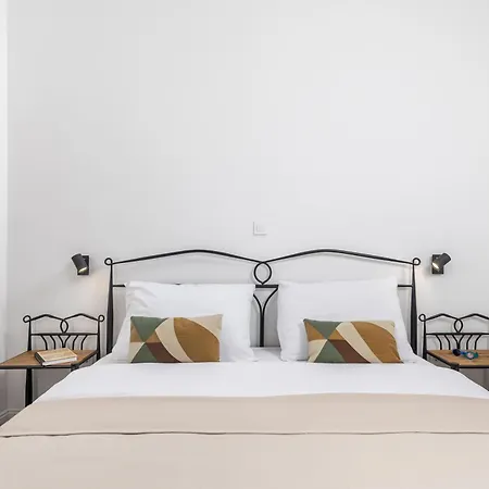 The House Guest house 4*