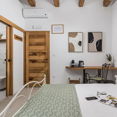 The House Guest house Malinska