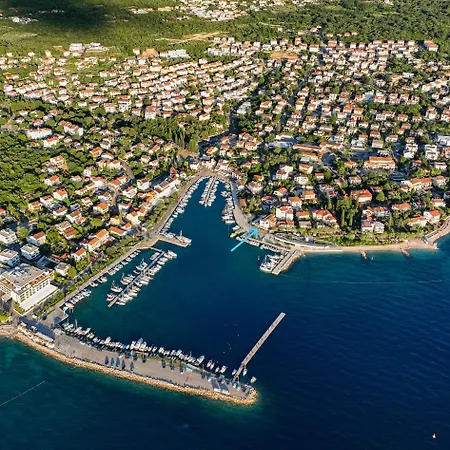 The House Gasthuis Malinska