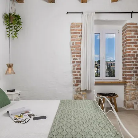 The House Gasthuis 4*