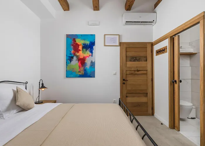 The House Гостевой дом