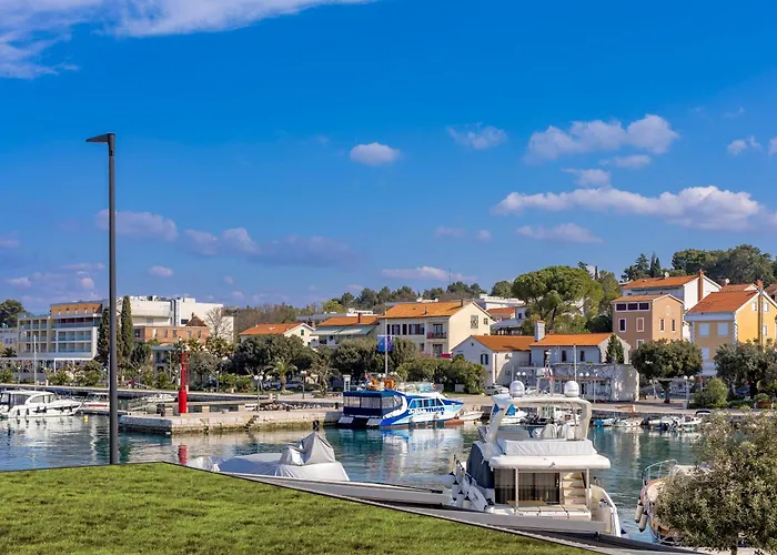 Гостевой дом The House 4*